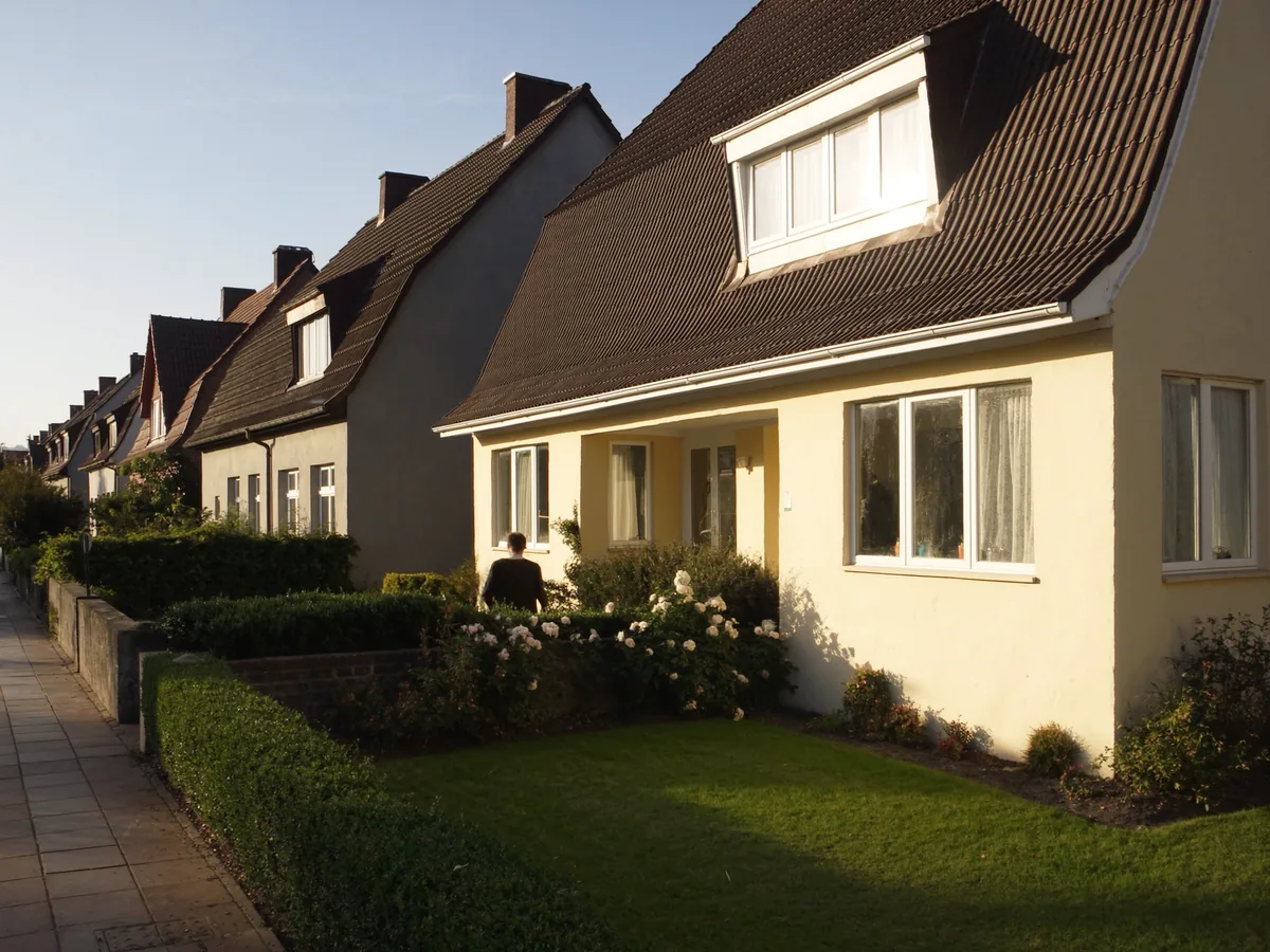 Siedlungshaus der 1950er-Jahre in Nürtingen nach dem Fenstertausch